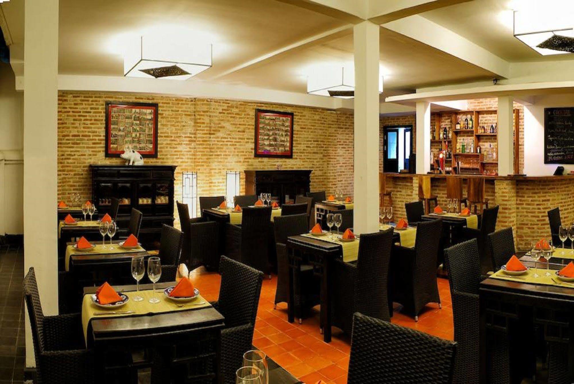פנום פן Villa Silk Road Hotel מראה חיצוני תמונה